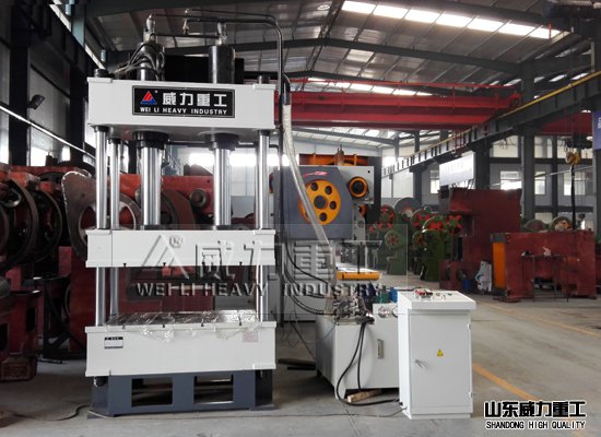 315吨拉伸液压机