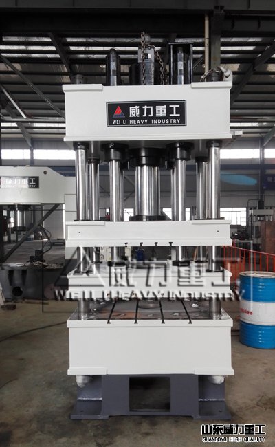 1000吨拉伸成型机