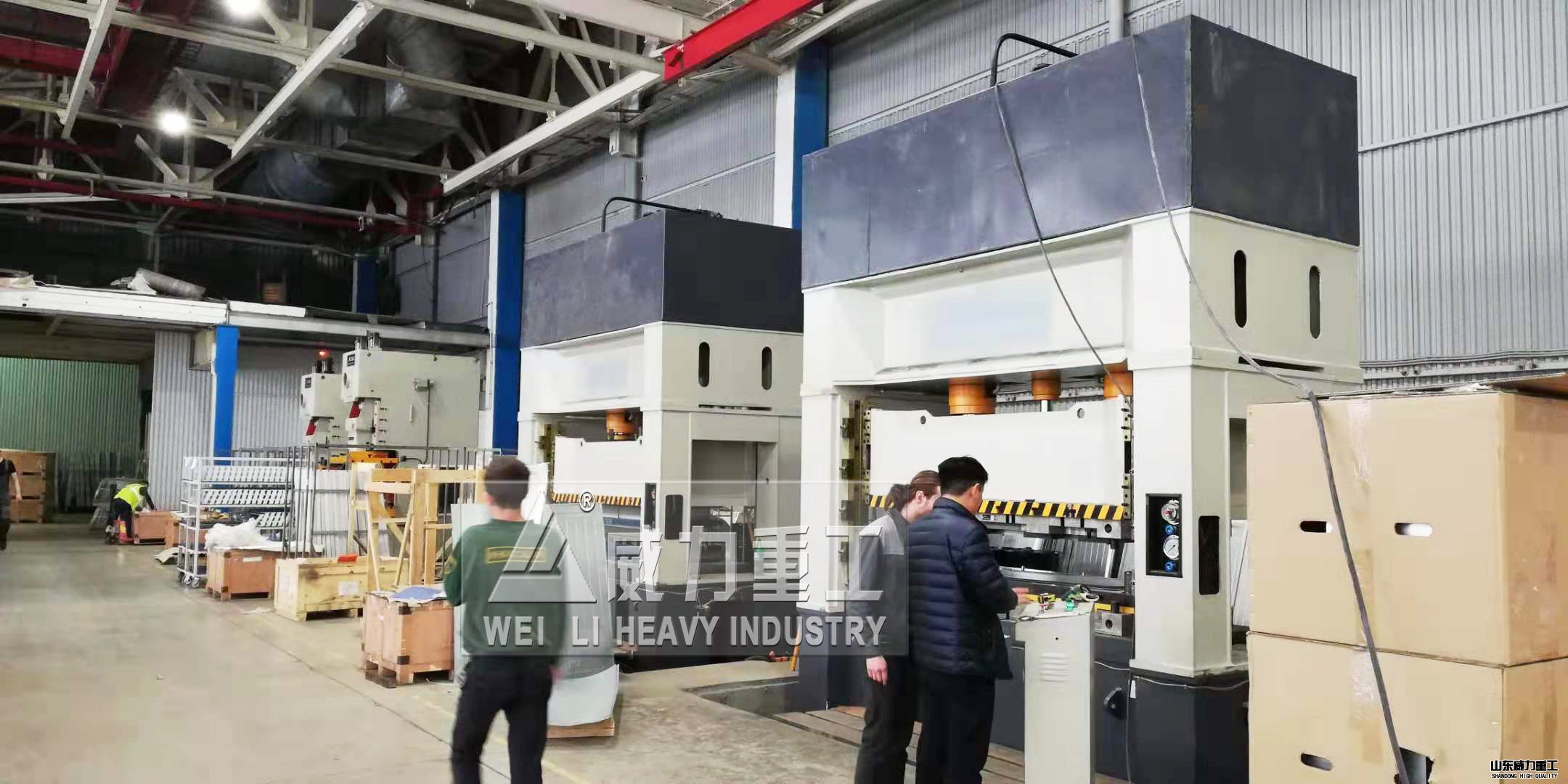 框架式液压机俄罗斯现场