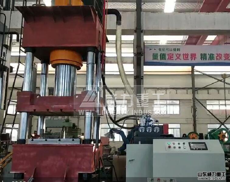 山东威力重工热锻液压机型号齐全(未喷漆)