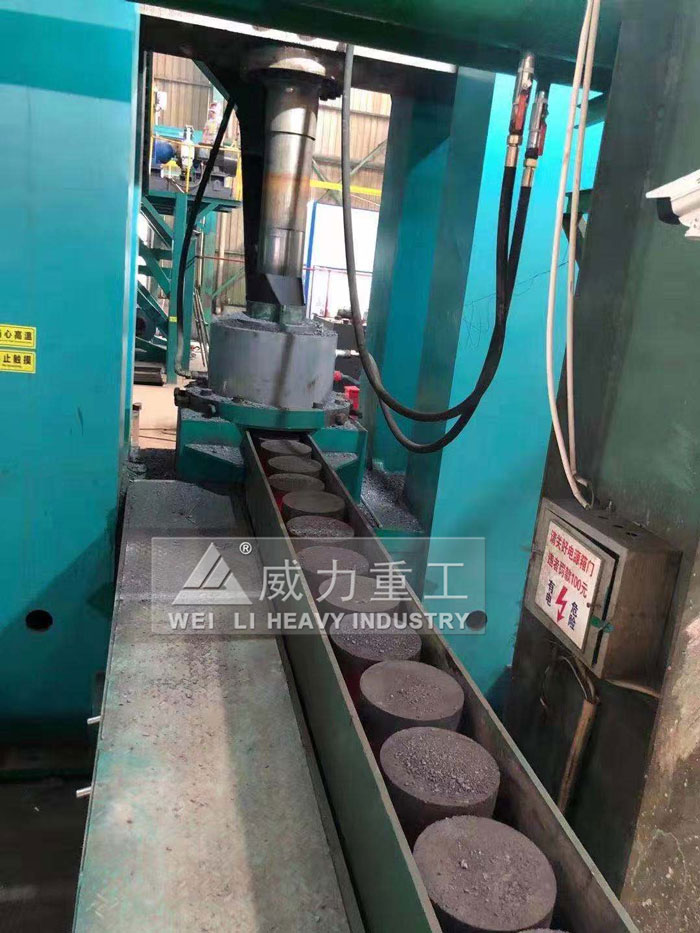 1600吨四柱液压机压制成品